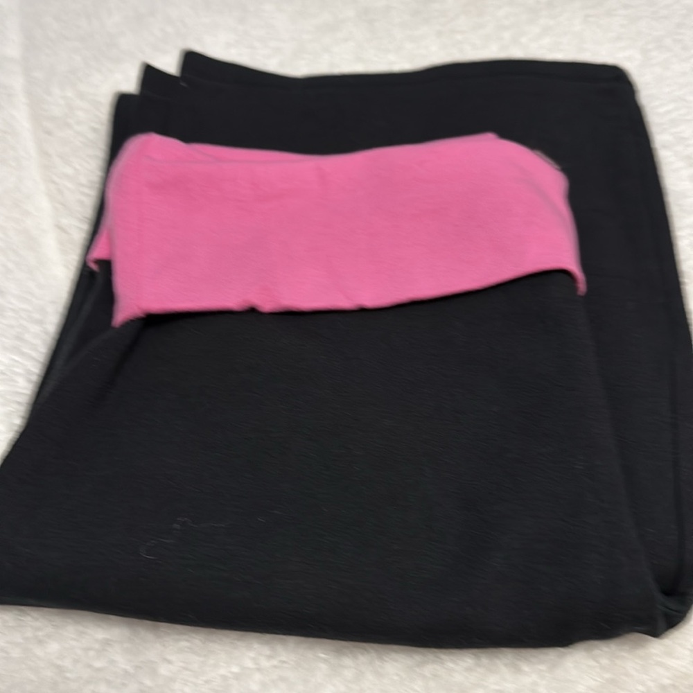 Black and Pink Leggings